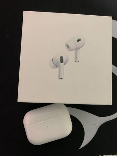 Prodajem Airpods pro2 neotpakovane,