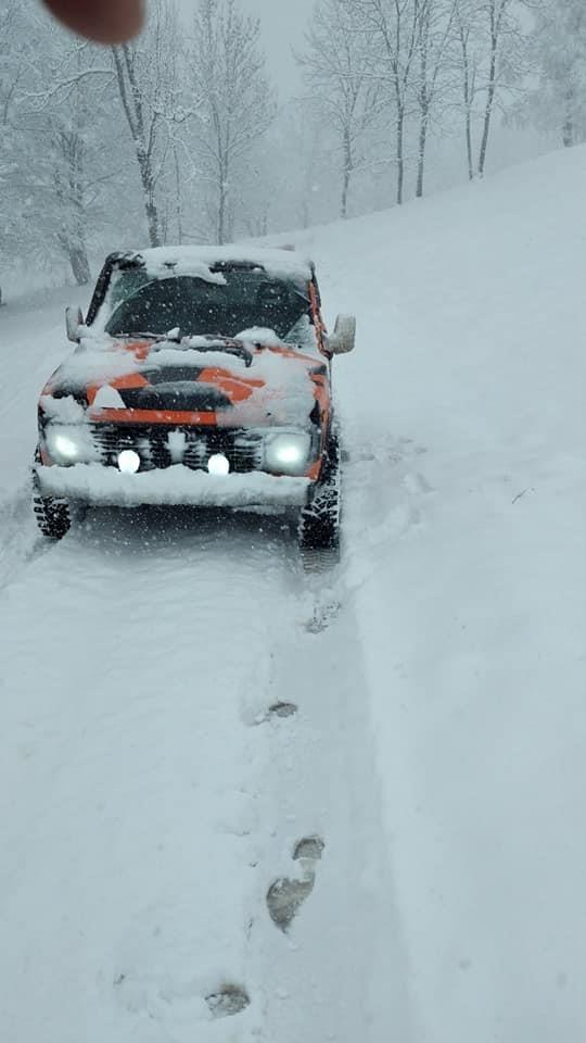 Lada-niva-2009god-1-7benzin-plin-sekvent-