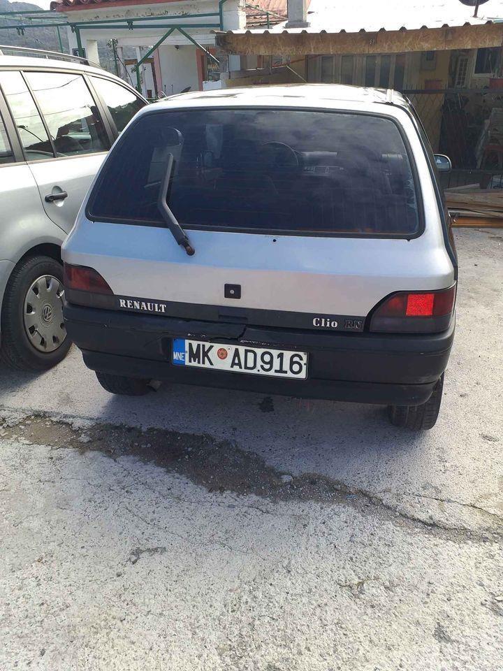 Renault-clio-1-2
