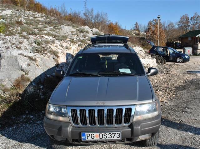 Jeep Cherokee -01