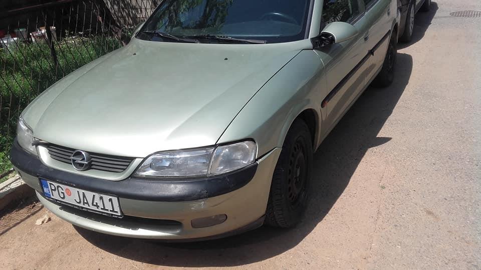 Prodaja-polovnih-auto-djelova-i-otkup-auta