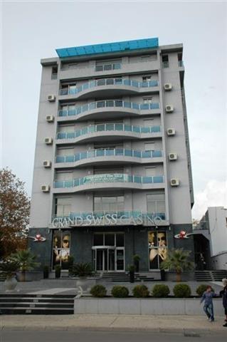 Cetvorosoban stan 145m2 u Baru