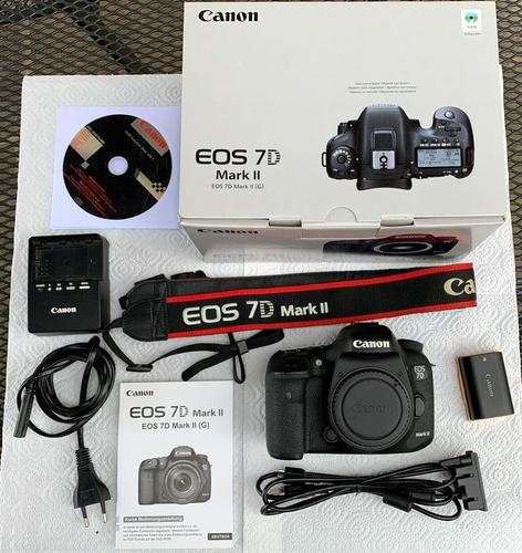 Canon EOS 7D Mark II 20.2 MP Digital camera