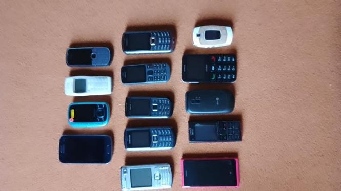 Na prodaju
Telefoni