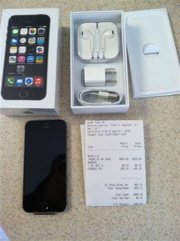 Apple iPhone 5s 32gb Crni