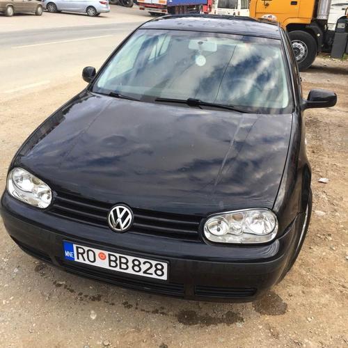 Prodajem golf 4 74kw registrovan punu godinu br tel 06866852