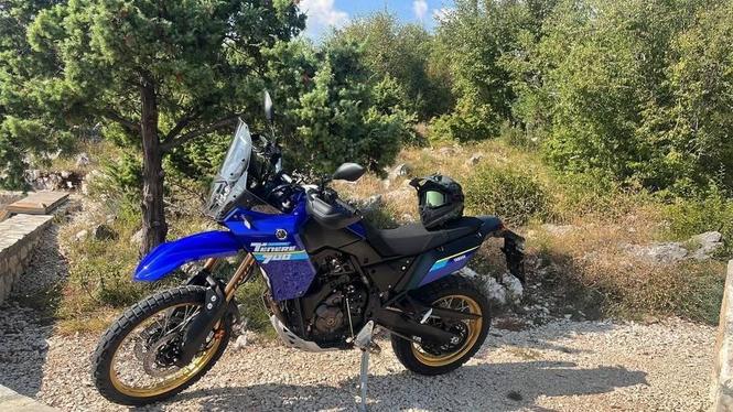 Prodajem motor Yamaha Tenere, kao nov