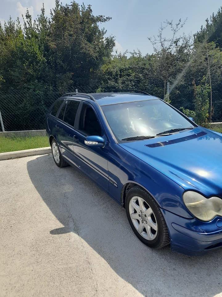 Mercedes-c220