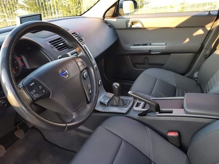 Volvo-v50