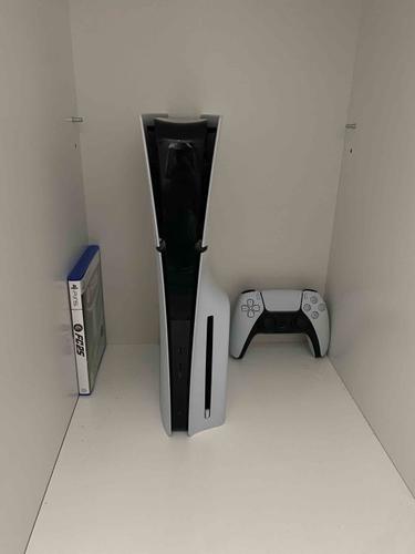 Prodajem ps5 slim disk verziju