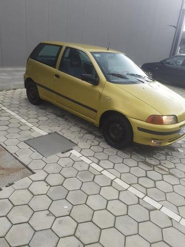 prodajem fiat punto dizel 1.7