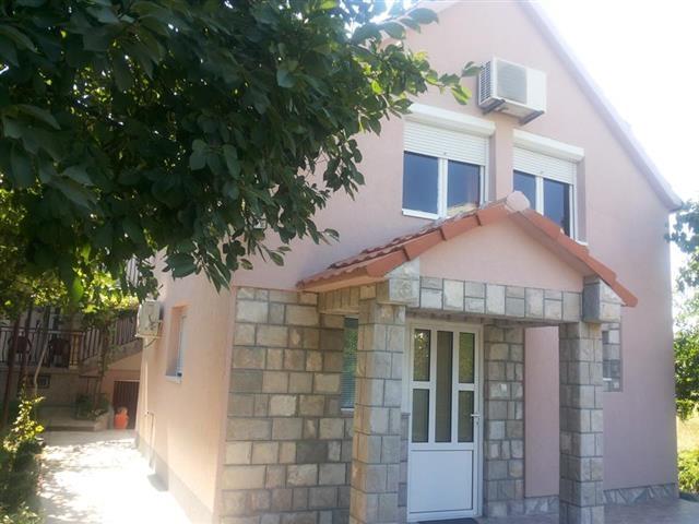 Izdajem stan od 37m2 u Podgorici