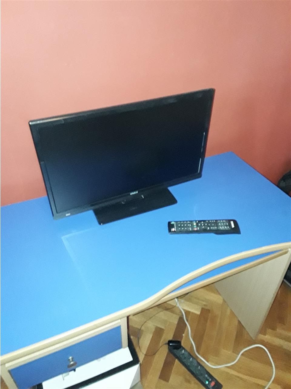 Tv-Vivax-22-