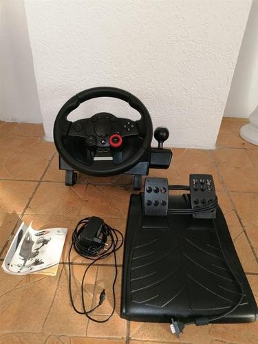 Volan sa pratećom opremom za ps 2 i 3