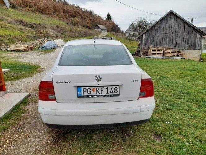 1998 PASSAT 1.9TDI 66KW REG GODINU 4 Sve