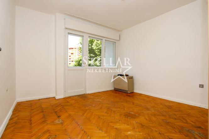 Trosoban stan 82m2, Tuški put – Izdavanje