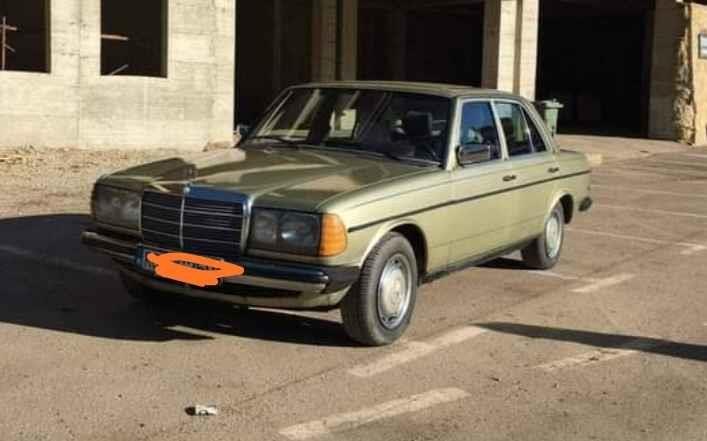 Mercedes-Benz-W123-240D-1983