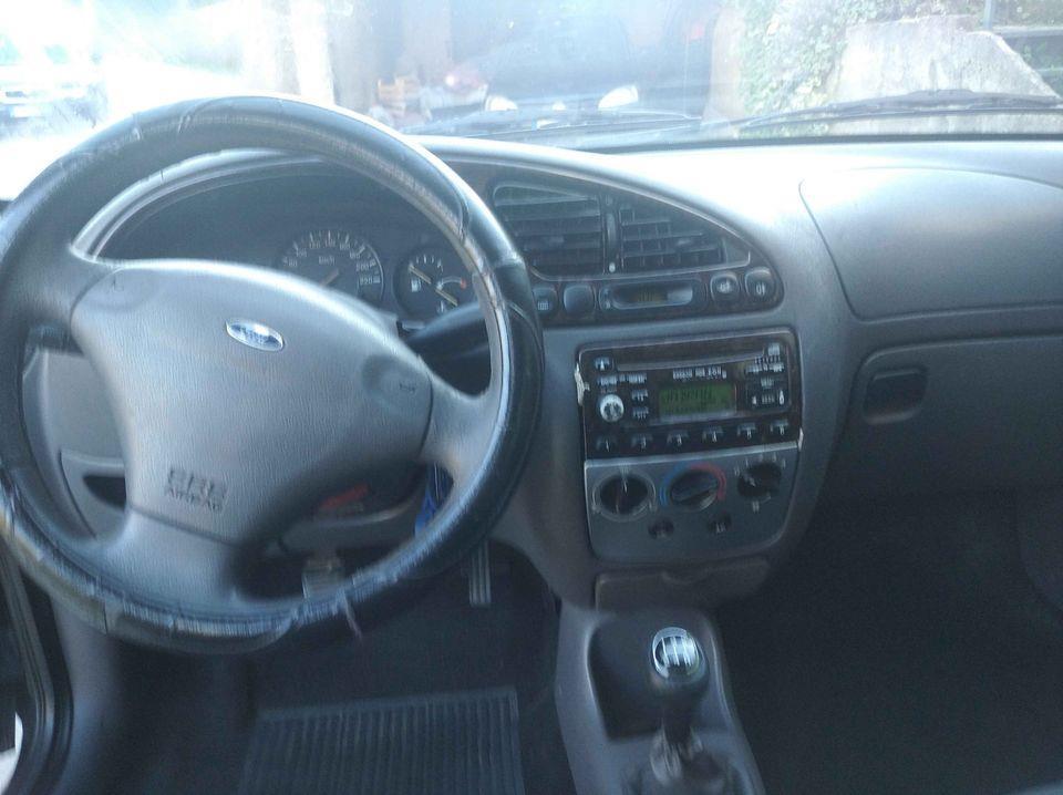 Prodajem-Ford-Fiesta-dizel