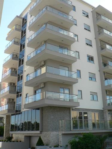 Prodaja, stan, 96m2, Budva