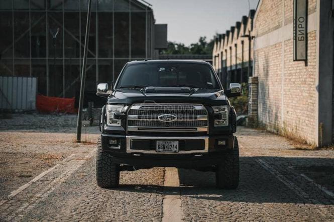 Ford F 150 PLATINUM
