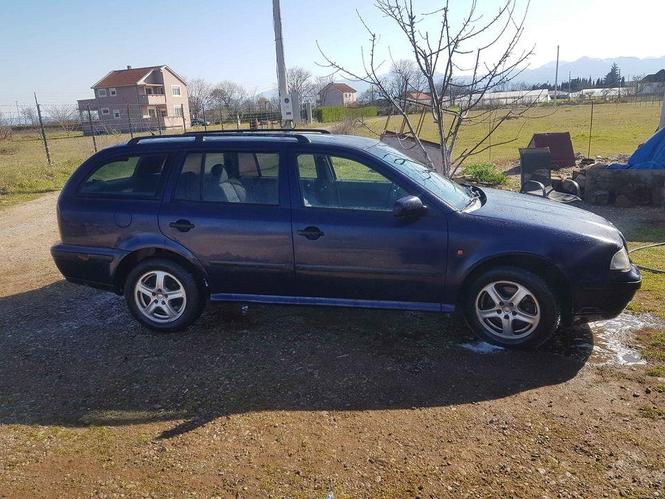 Skoda Oktavia 2000