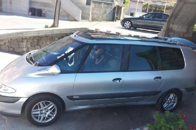Renault - Grand Espace dci inical