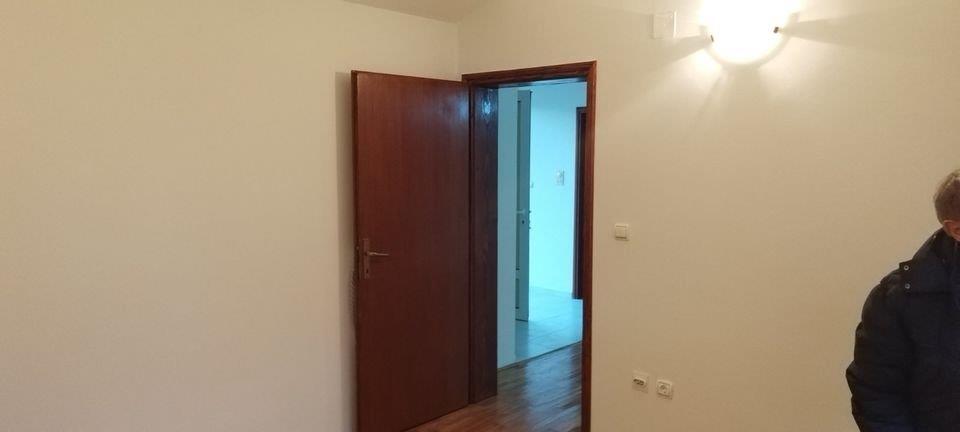 daje-se-prazan-jednosoban-stan--kuca--40m2--Zabjelo---Zeleni