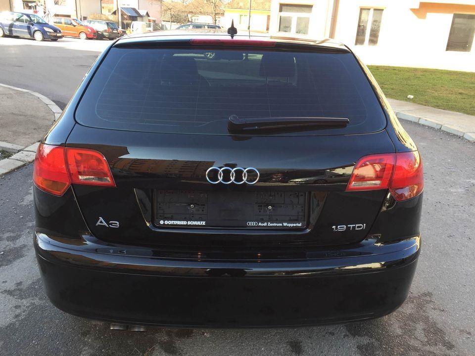Audi-A3-1-9tdi-77kw-2006god-FABRICKO-STANJE-bez-ogrebotine-o