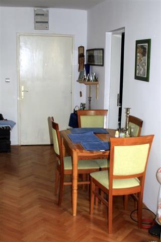 Stan-55m2-Obilaznica--Hitno
