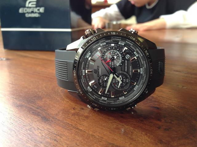 Sat Casio Edifice EQS500C-1A1