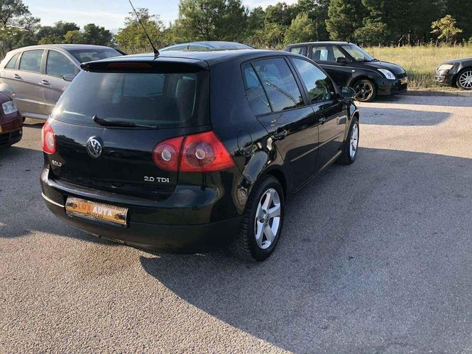 Golf 5 na ime kupca