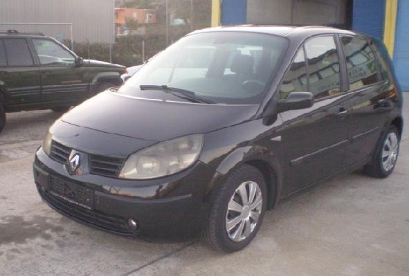 Renault  Scenic -06