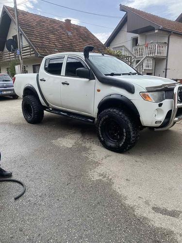 Micubisi l 200 2007 2.5