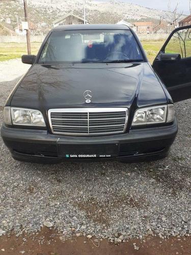 Mercedes c 180