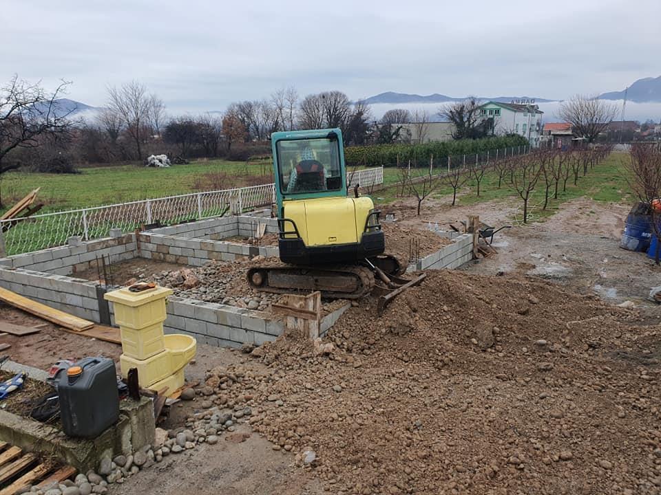 Yanmar-b37v-4-tone