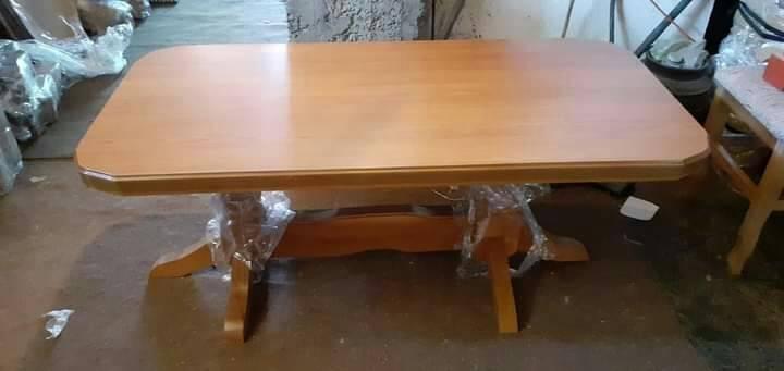 Stolovi-i-stolice