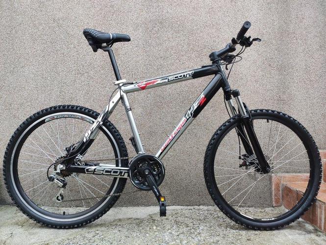 Prodajem biciklo Scott, 21 brzina, disk kočnice, shimano mje