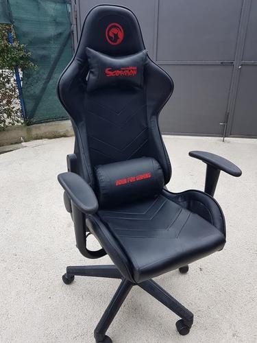 Gejmerska stolica SCORPION