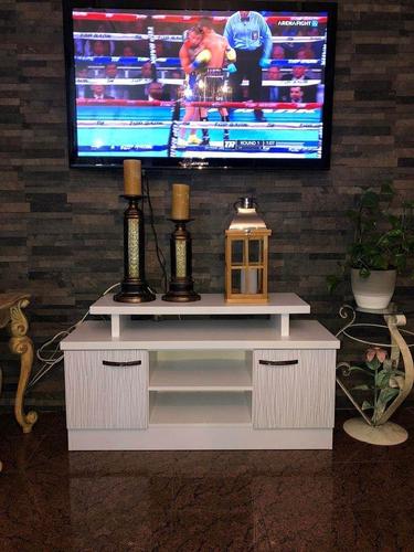 Prodajem Komodu za Tv Nova i Medijapan