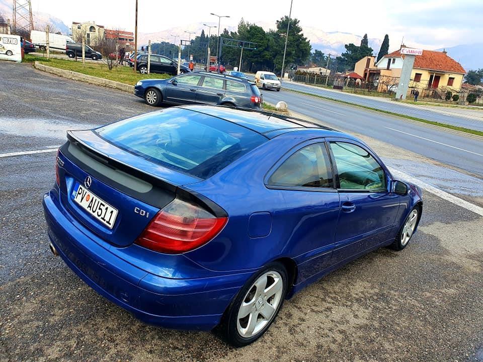 Mercedes-C220-cdi-2003