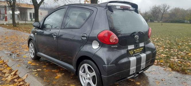 Toyota aygo 1,0 benzin 2008god