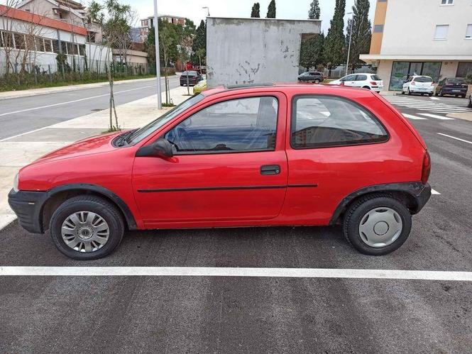 Opel corsa 1.4benzin