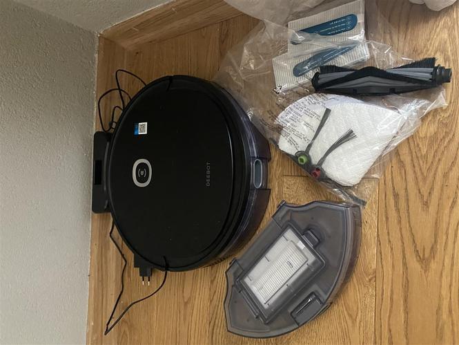 Robot usisivac Deebot U2 pro u garanciji