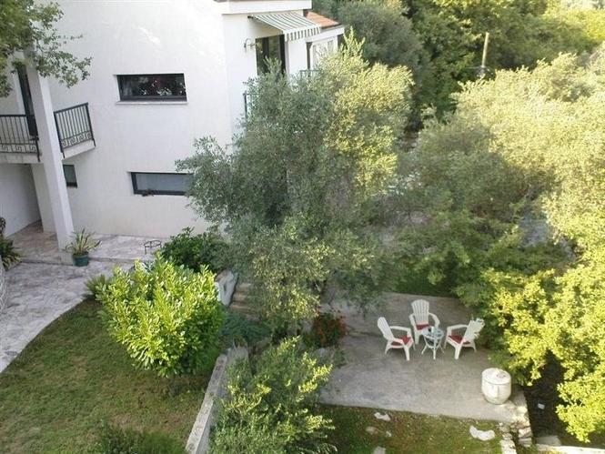 LUKS KUCA 250m2 U BULJARICI