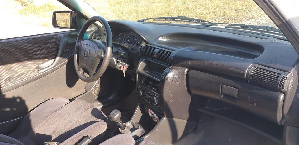 Opel-Astra