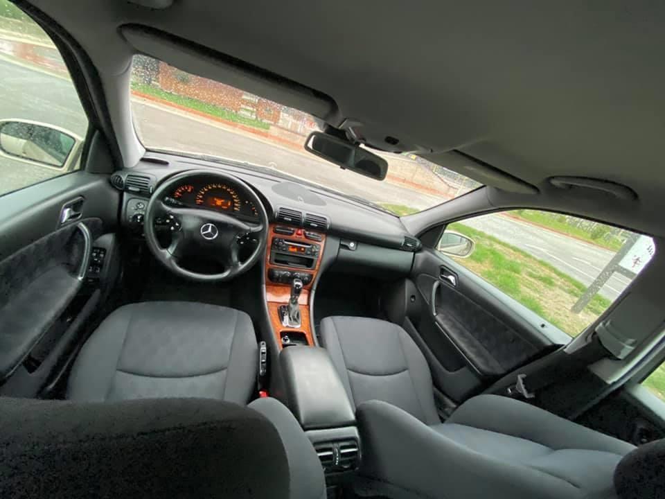 --PRODAJE-SE-MERCEDES-BENZ-C-CLASS