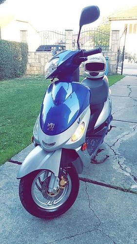 Peugeot v-clik 2007 god registrovan do 2023