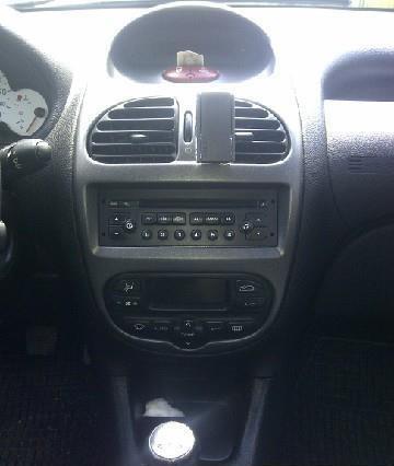 PEUGEOT-206-2-0-HDI--05-
