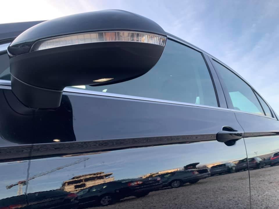 Passat-8