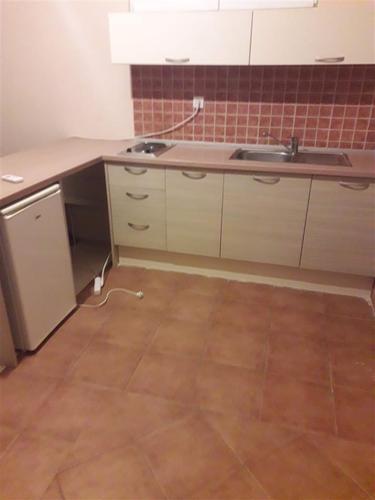 IZDAJE SE STUDIO APARTMAN
